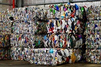 Bioplastic petrochemicals recycling graphene