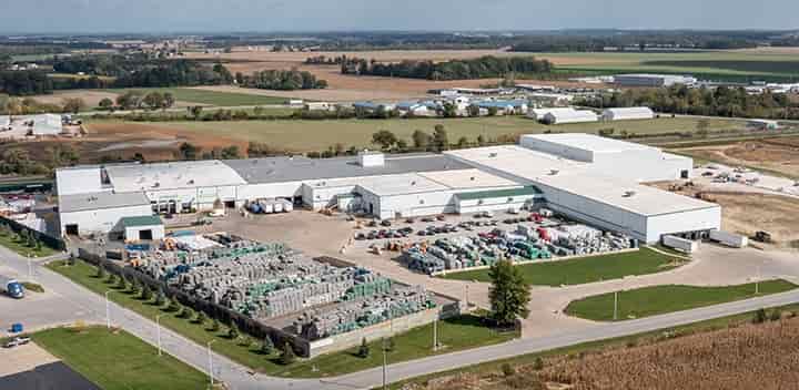 Evergreen Ups Game as PET Bottle Recycler and rPET Producer PET-Bottle-Recycler- Sustainable-Packaging