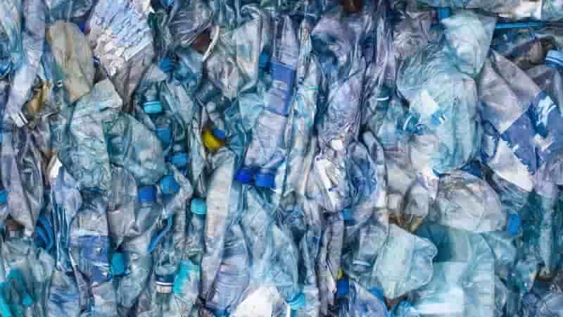 Switzerland generates more plastic waste than neighbours