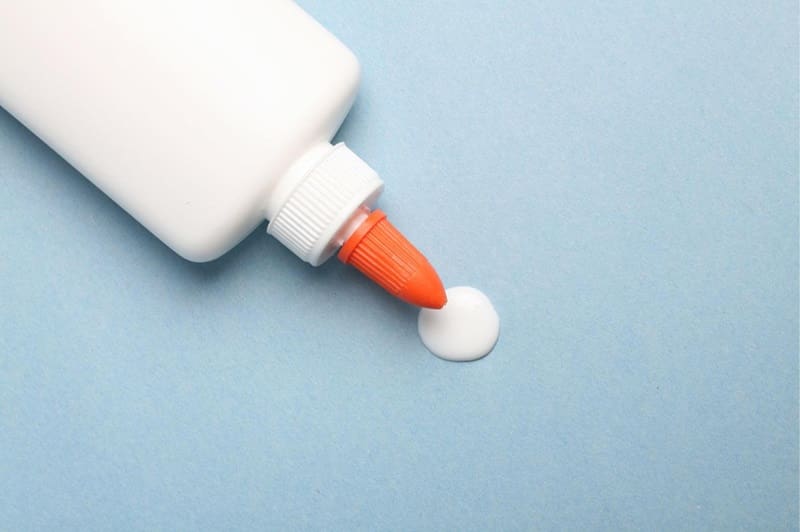 The introduction of a new reversible glue will bring about changes in recycling methods