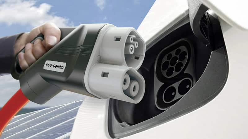 Electric cars vs hybrids