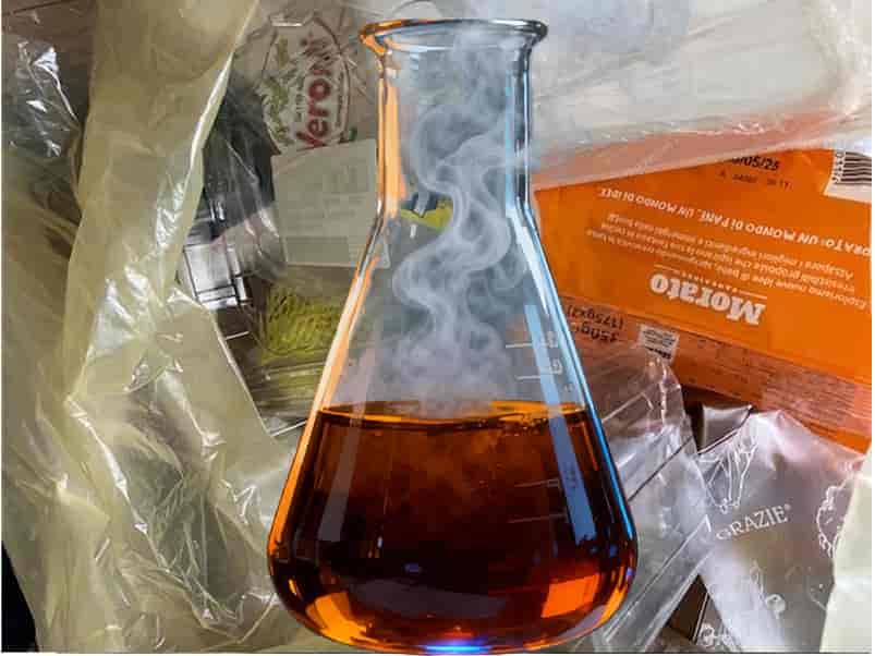 Plastic pyrolysis plant